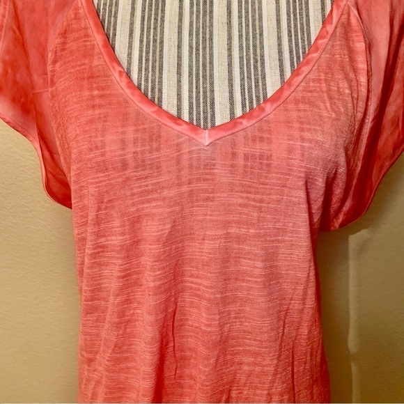 Buffalo Top Large Coral Semi-Sheer Short Sleeves Open Shoulders V-Neck Viscose - Picture 3 of 16